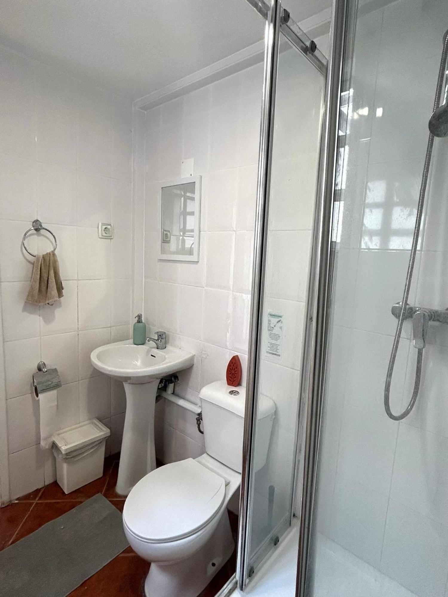 Shared Apartment With Bright Private Patio In Lisboa Exteriör bild