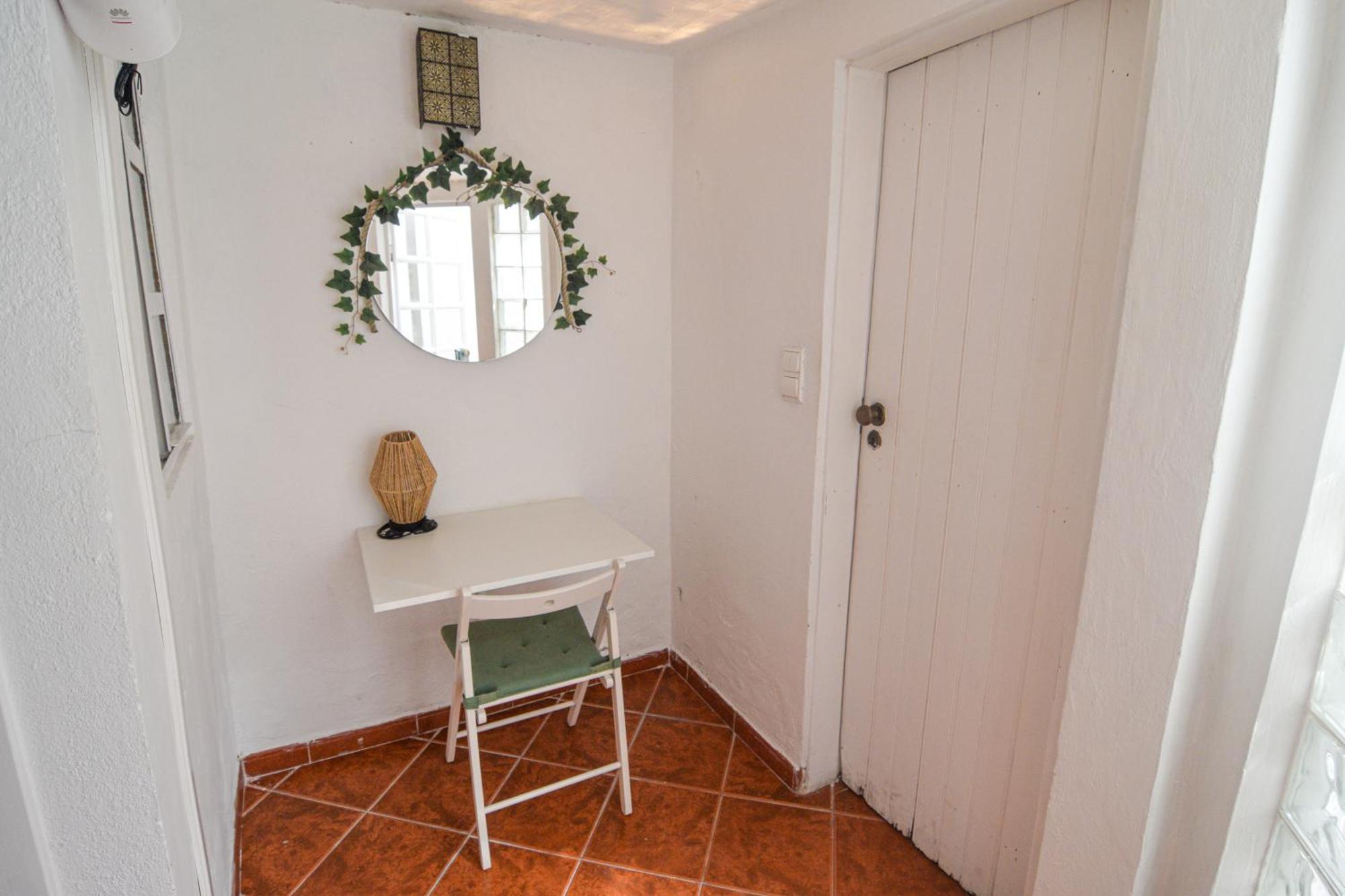 Shared Apartment With Bright Private Patio In Lisboa Exteriör bild