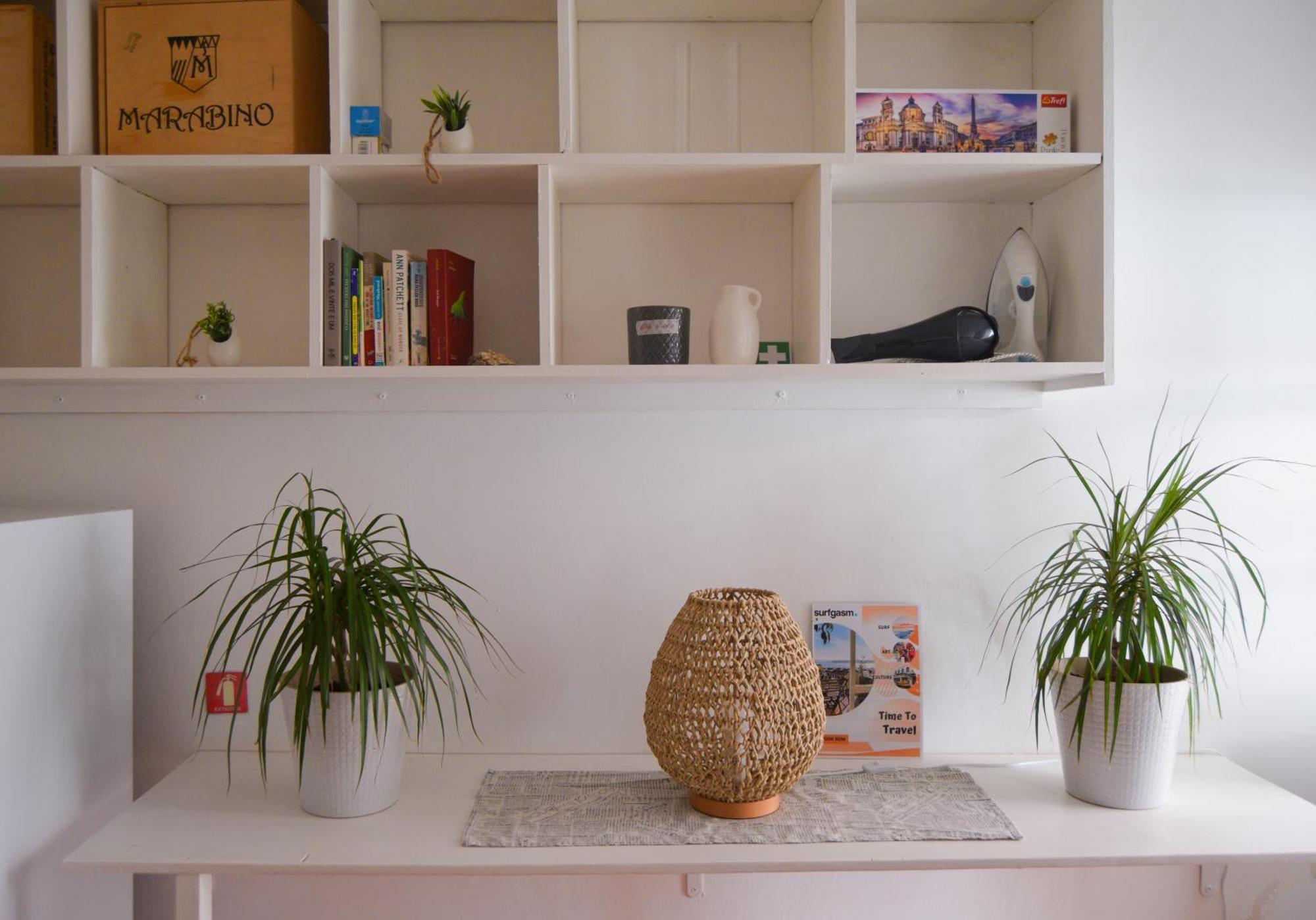 Shared Apartment With Bright Private Patio In Lisboa Exteriör bild